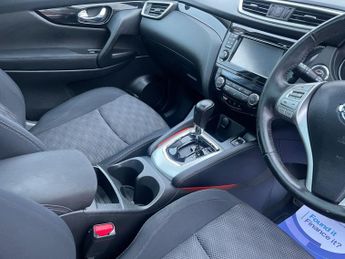 Nissan Qashqai 1.6 dCi Acenta Premium SUV 5dr Diesel XTRON 2WD Euro 5 (s/s) (13