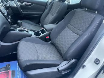 Nissan Qashqai 1.6 dCi Acenta Premium SUV 5dr Diesel XTRON 2WD Euro 5 (s/s) (13