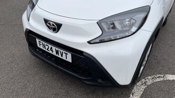 Toyota Aygo X 1.0 VVT-i Pure x-shift Euro 6 (s/s) 5dr