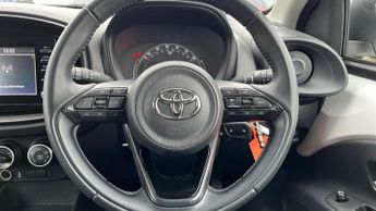Toyota Aygo X 1.0 VVT-i Pure x-shift Euro 6 (s/s) 5dr