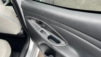 Toyota Yaris 1.5 VVT-h Excel E-CVT Euro 6 (s/s) 5dr