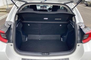 Toyota Yaris 1.5 VVT-h Design Hatchback 5dr Petrol Hybrid E-CVT Euro 6 (s/s) 