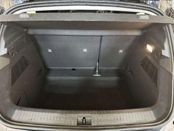 Renault Megane E-Tech 60kWh equilibre Hatchback 5dr Electric Auto (optimum charge) (22