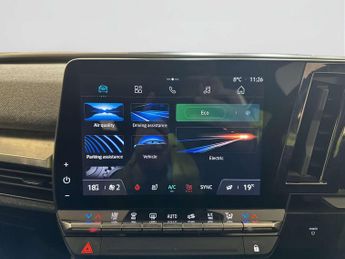 Renault Megane E-Tech 60kWh equilibre Hatchback 5dr Electric Auto (optimum charge) (22