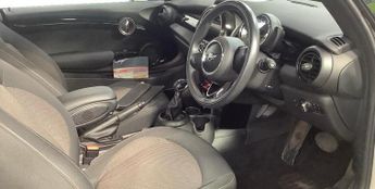 MINI Convertible 1.5 Cooper Auto Euro 6 (s/s) 2dr