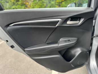 Honda Jazz 1.3 i-VTEC SE CVT Euro 6 (s/s) 5dr