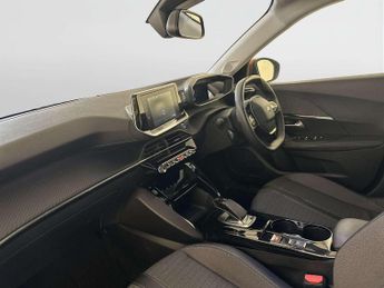 Peugeot E-2008 50kWh Allure Premium SUV 5dr Electric Auto (136 ps)