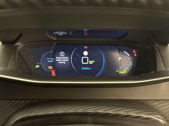 Peugeot E-2008 50kWh Allure Premium SUV 5dr Electric Auto (136 ps)