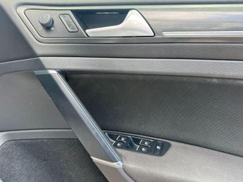 VOLKSWAGEN GOLF 2.0 TDI GTD Hatchback 5dr Diesel DSG Euro 6 (s/s) (184 ps) **FIN