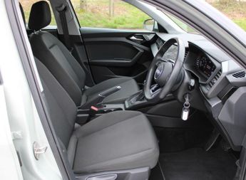 Audi A1 1.0 TFSI 30 Technik Sportback S Tronic Euro 6 (s/s) 5dr