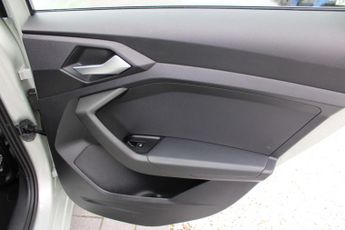 Audi A1 1.0 TFSI 30 Technik Sportback S Tronic Euro 6 (s/s) 5dr