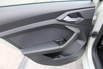 Audi A1 1.0 TFSI 30 Technik Sportback S Tronic Euro 6 (s/s) 5dr