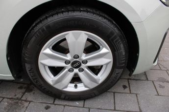 Audi A1 1.0 TFSI 30 Technik Sportback S Tronic Euro 6 (s/s) 5dr