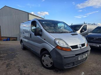 Renault Trafic 1.9 TD dCi SL27 4dr