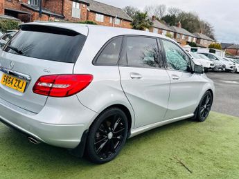 Mercedes-Benz B Class 1.8 B200 CDI Sport 7G-DCT Euro 5 (s/s) 5dr