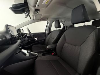 Toyota Yaris 1.5 VVT-h Design E-CVT Euro 6 (s/s) 5dr