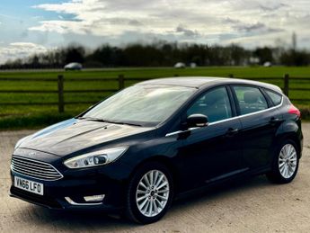 Ford Focus 1.0T EcoBoost Titanium X Euro 6 (s/s) 5dr