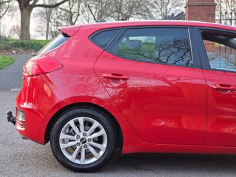 Kia Ceed 1.4 CRDi SR7 Euro 6 5dr