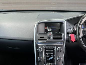 Volvo XC60 2.0 D4 R-Design Nav Geartronic Euro 6 (s/s) 5dr
