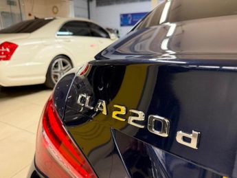 Mercedes-Benz CLA 2.1 CLA220d AMG Line Coupe 7G-DCT Euro 6 (s/s) 4dr