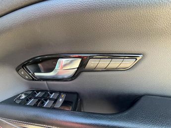 Land Rover Range Rover Evoque 2.0 TD4 SE Tech Auto 4WD Euro 6 (s/s) 5dr