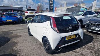 Toyota AYGO 1.0 VVT-i x-play x-shift Euro 5 5dr Euro 5