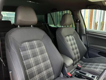 Volkswagen Golf 2.0 TDI GTD DSG Euro 6 (s/s) 5dr