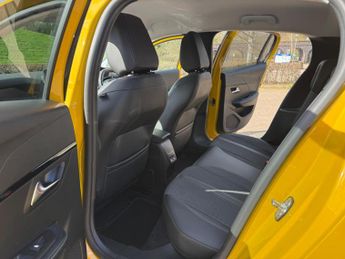 Peugeot E-208 50kWh Allure Auto 5dr