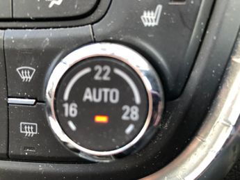 Vauxhall Mokka 1.7 CDTi SE 2WD Euro 5 (s/s) 5dr