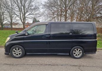 Nissan Elgrand 3.5 AUTOMATIC RIDER TECH 8 SEATS