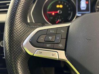 Volkswagen Passat 1.4 TSI 13kWh GTE Estate 5dr Petrol Plug-in Hybrid DSG Euro 6 (s