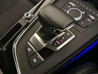 Audi A4 2.0 TFSI 35 Black Edition Saloon 4dr Petrol S Tronic Euro 6 (s/s