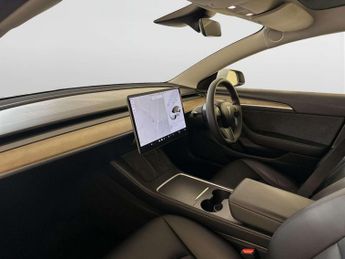 Tesla Model 3 Standard Range Plus Saloon 4dr Electric Auto RWD (241 bhp)