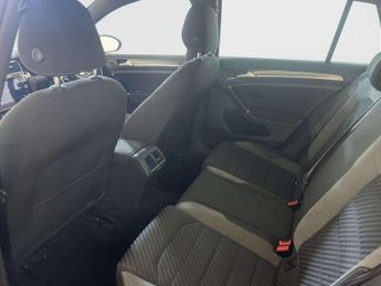 Volkswagen Golf 2.0 TDI R-Line Hatchback 5dr Diesel Manual Euro 6 (s/s) (150 ps)