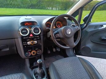 Vauxhall Corsa 1.4 16V SE Euro 5 5dr
