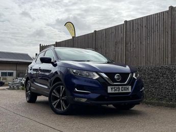 Nissan Qashqai 1.3 DIG-T N-Connecta Euro 6 (s/s) 5dr