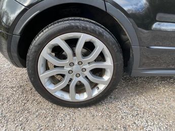 Land Rover Range Rover Evoque 2.2 SD4 Dynamic Auto 4WD Euro 5 (s/s) 5dr