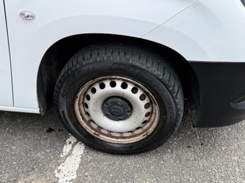 Vauxhall Combo 1.6 Turbo D 2000 Edition L1 H1 Euro 6 4dr