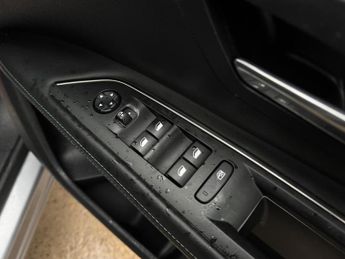Peugeot 3008 1.2 PureTech Allure Premium EAT Euro 6 (s/s) 5dr