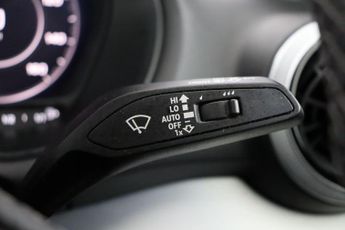 Audi Q2 1.5 TFSI CoD 35 S line S Tronic Euro 6 (s/s) 5dr