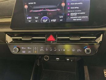 Kia Niro 64.8kWh 4 SUV 5dr Electric Auto (201 bhp)