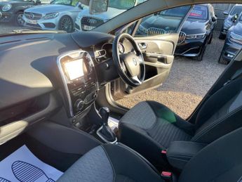 Renault Clio 1.5 dCi Dynamique S MediaNav EDC Euro 5 5dr