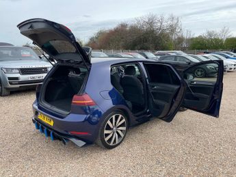 Volkswagen Golf 1.4 TSI 8.7kWh GTE Advance DSG Euro 6 (s/s) 5dr