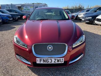 Jaguar XF 2.2d Premium Luxury Auto Euro 5 (s/s) 4dr