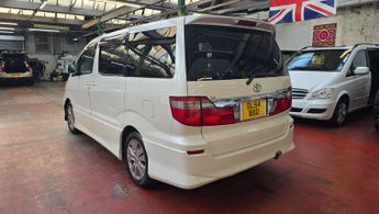 Toyota Alphard 3.0 V Spec Sunroof P doors Cameras