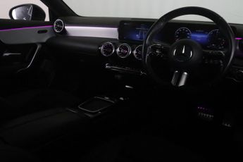 Mercedes-Benz CLA 1.3 CLA250e 15.6kWh AMG Line (Executive) Coupe 8G-DCT Euro 6 (s/