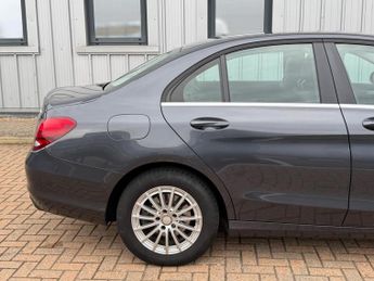 Mercedes-Benz C Class 2.1 C220d SE 7G-Tronic+ Euro 6 (s/s) 4dr