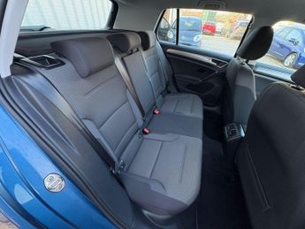 Volkswagen Golf 2.0 TDI BlueMotion Tech Match DSG Euro 6 (s/s) 5dr
