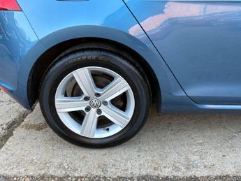 Volkswagen Golf 2.0 TDI BlueMotion Tech Match DSG Euro 6 (s/s) 5dr