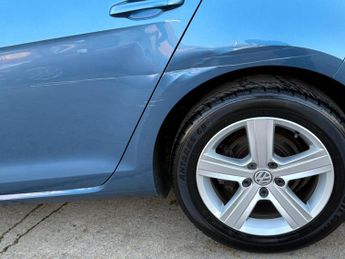 Volkswagen Golf 2.0 TDI BlueMotion Tech Match DSG Euro 6 (s/s) 5dr